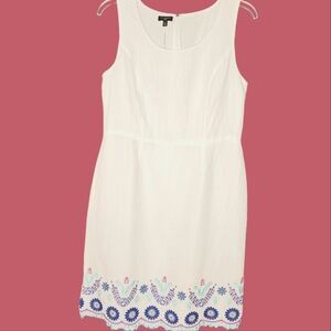 NWT Talbots Women White Dress Linen Sleeveless Size 4P Floral Embroidered Hem